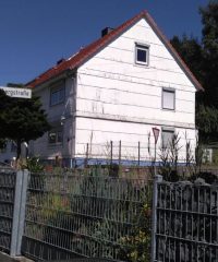 Hauswurz, Kirchbergstraße 1 (Neuhof)